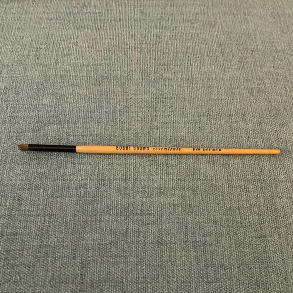 Bobbi Brown Essentials Eye Definer Makeup Brush
